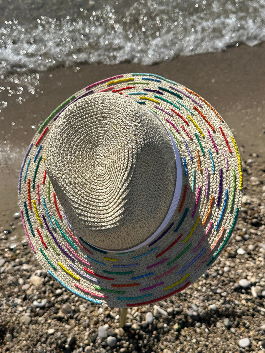 Perlina hat